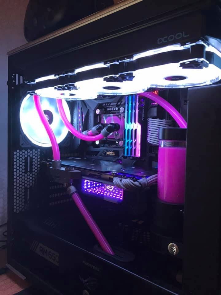 9900k, 1080Ti Poseidon, 32GBs TridentZ
