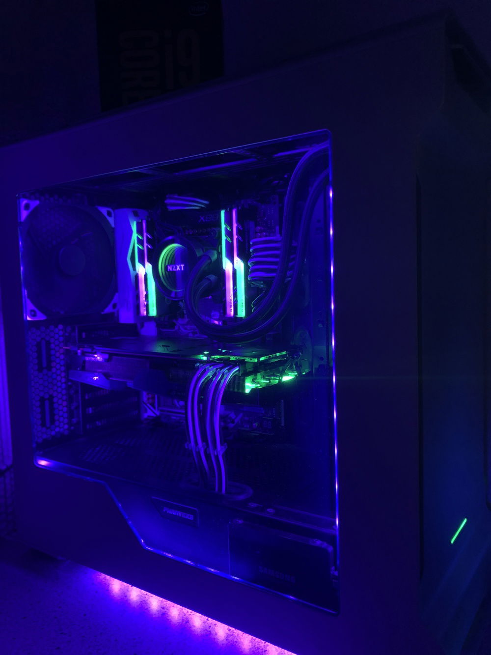 Phanteks Enthoo Evolv ATX build » builds.gg