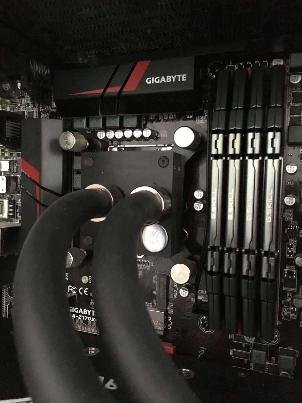Showing the EK Supremacy MX CPU water block of the EK-XLC Predator 240