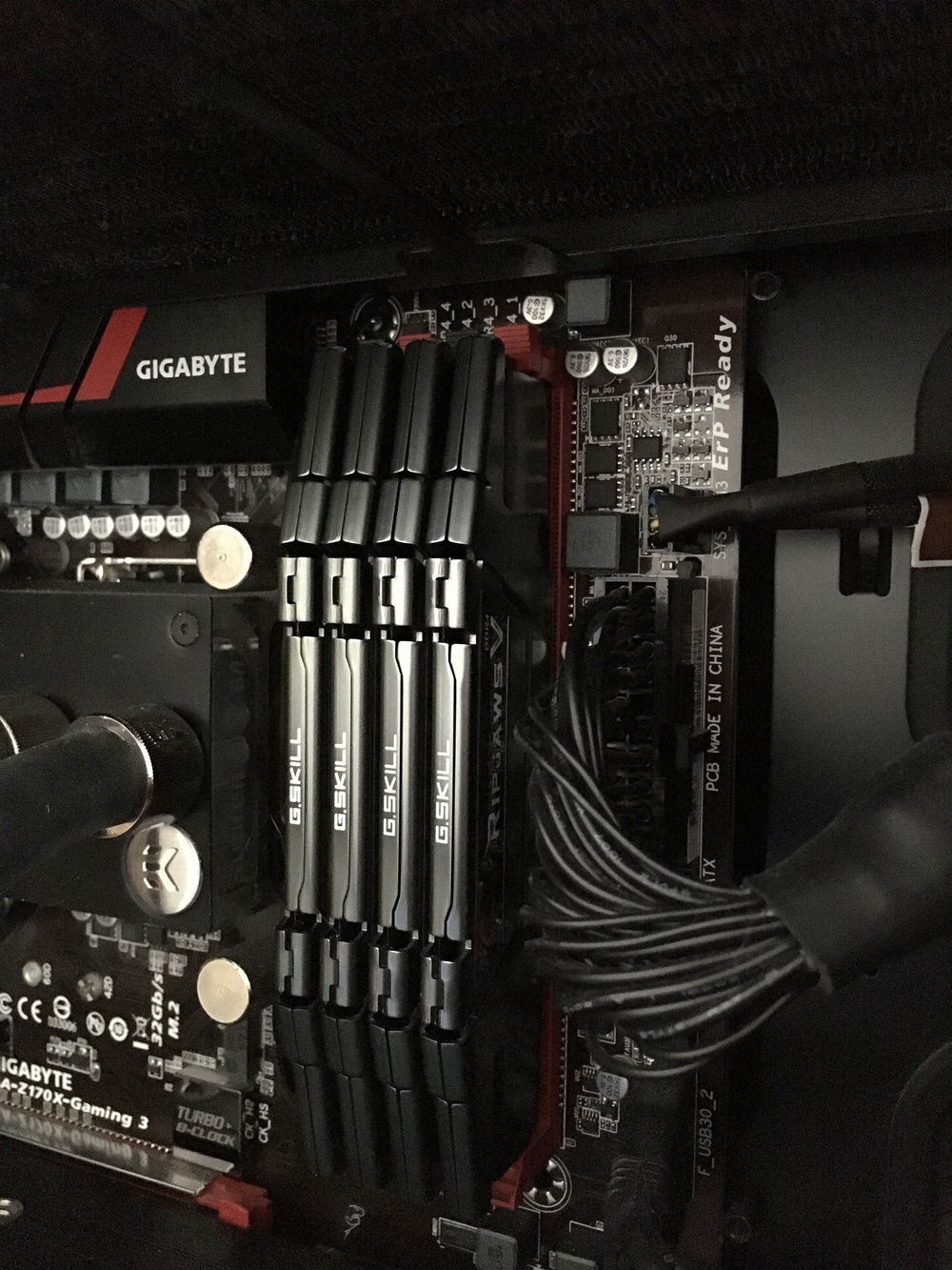 Just showcasing the 32gb of G.Skill Ripjaws V ram 3000mhz speed