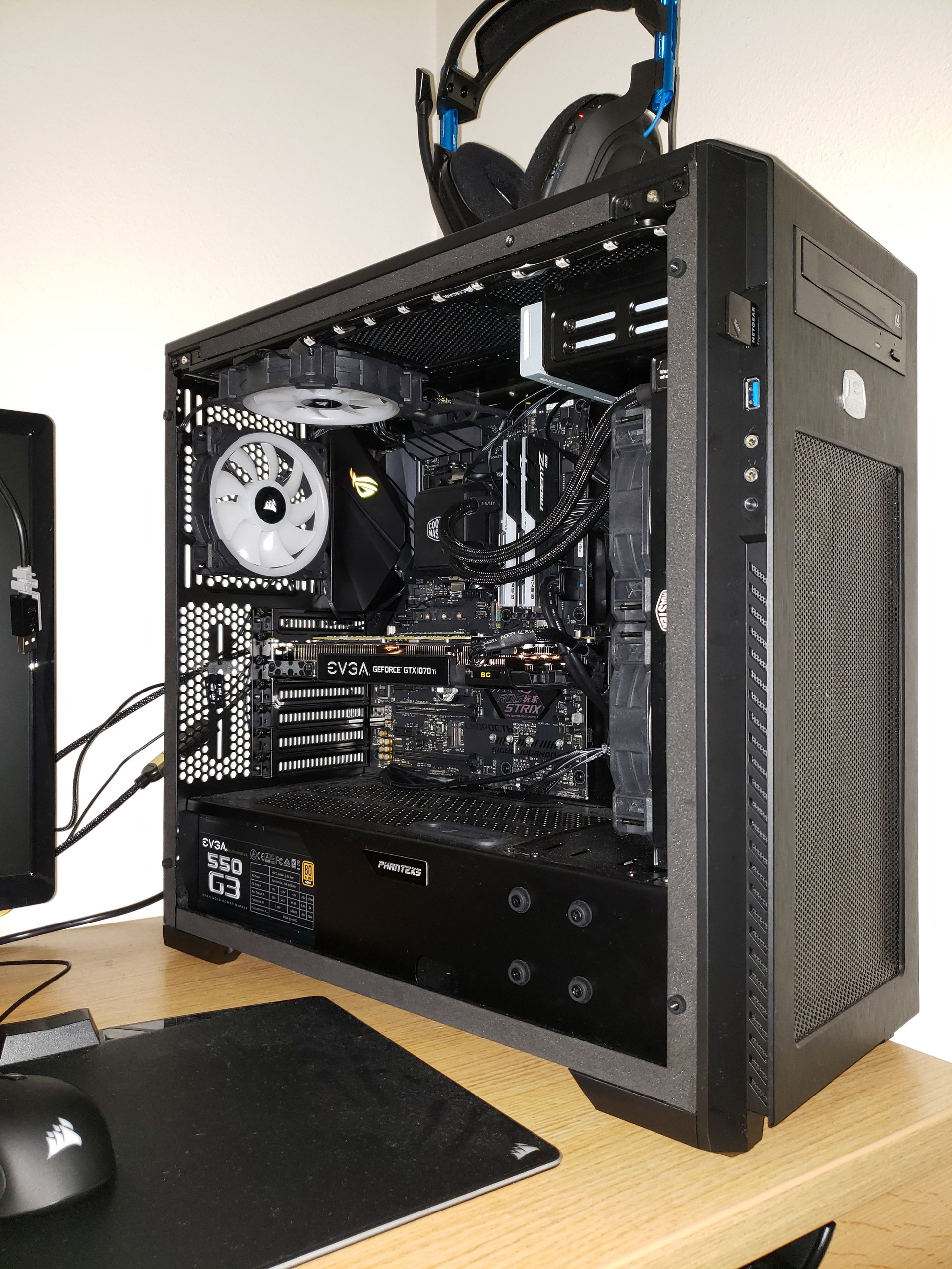 Modest AMD RGB » builds.gg