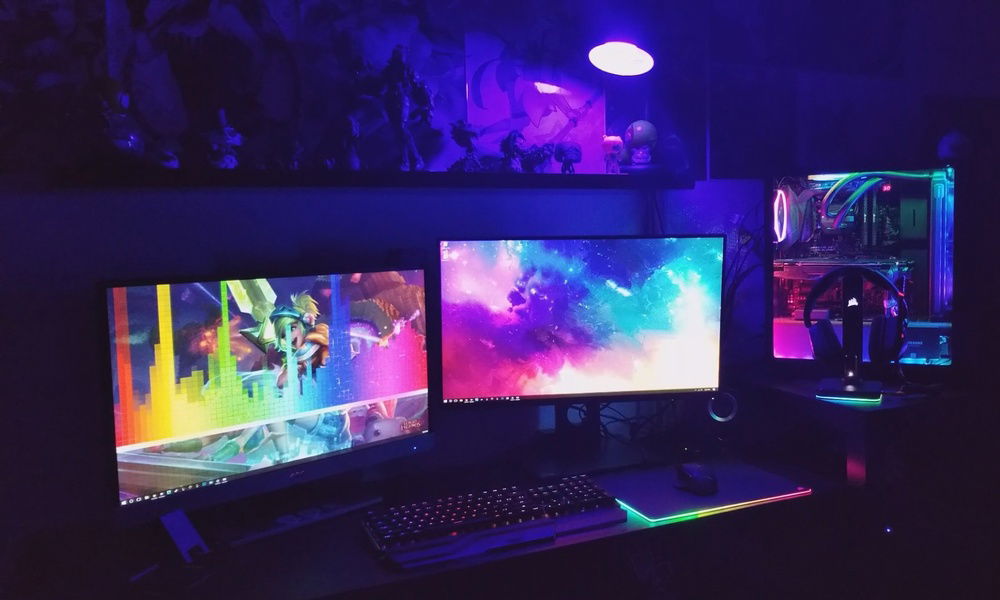 At one point, I had two 27 in monitors but had to part with one because of financial issues.