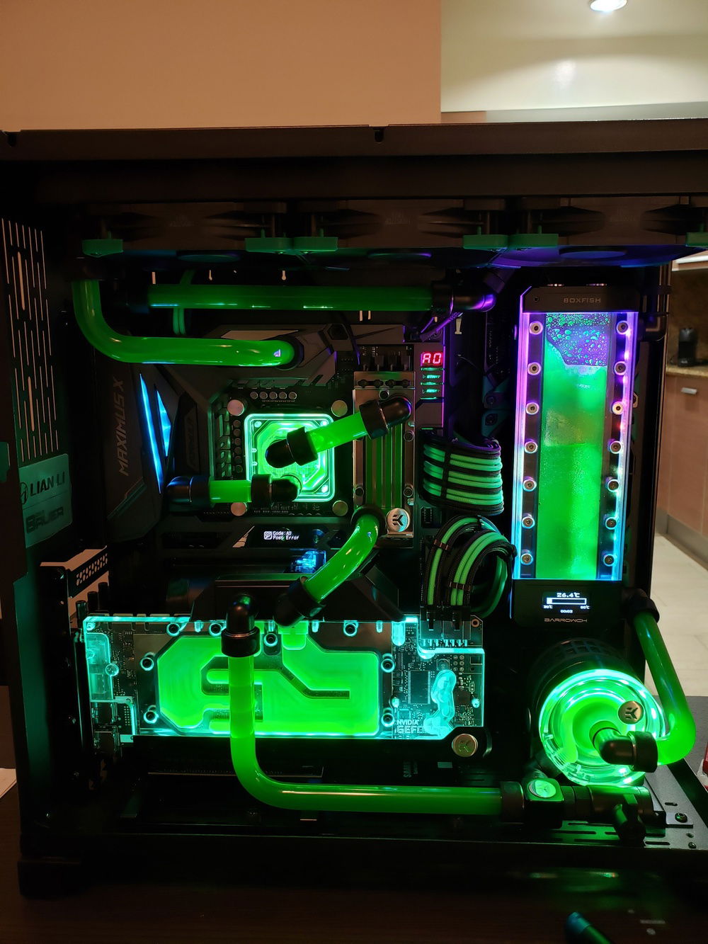 1st iteration of the build with an EK-Supremacy CPU Block - Will later swap this out for the EK-Velocity CPU Block