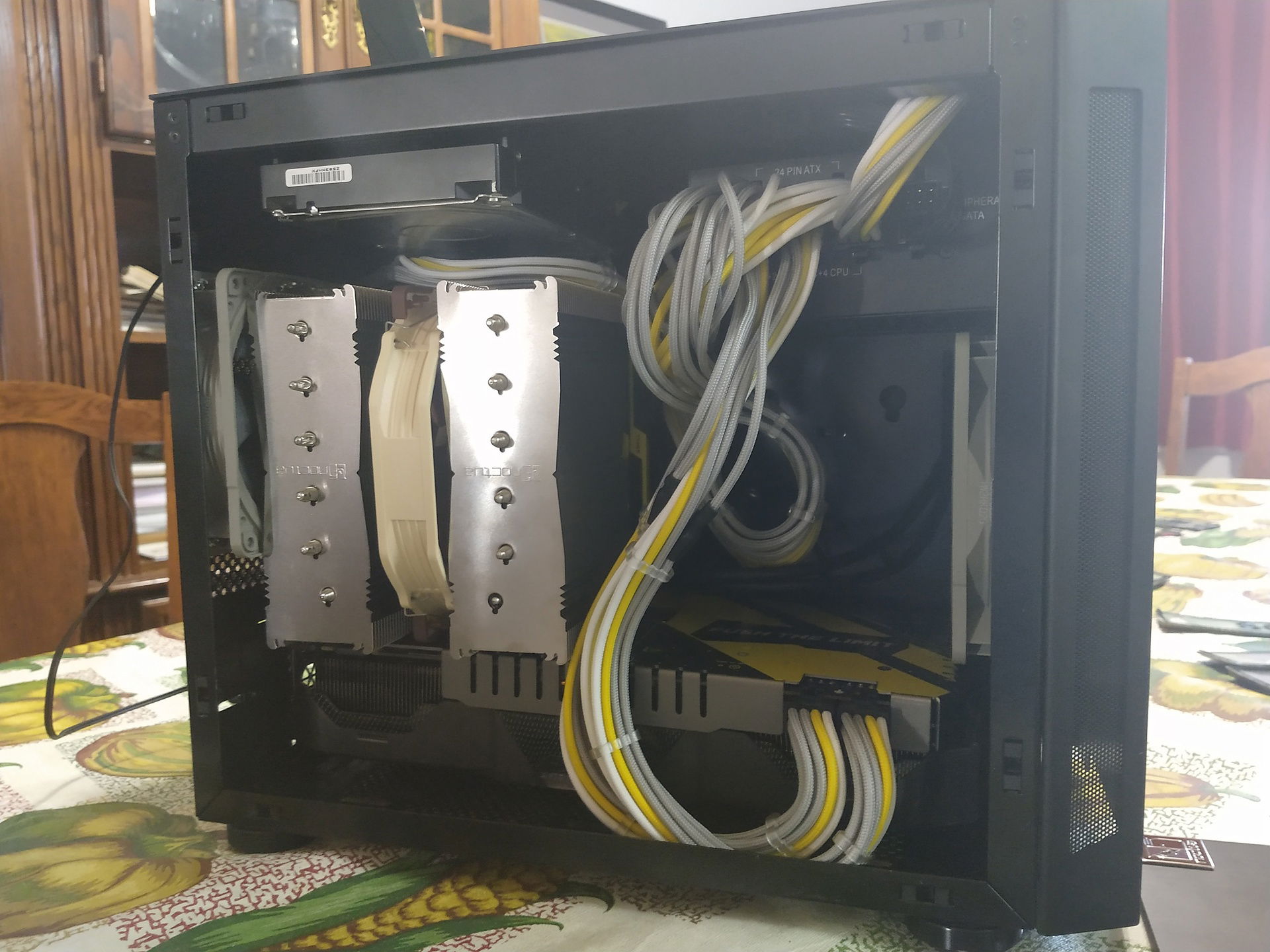 Lian Li Air cooled build » builds.gg