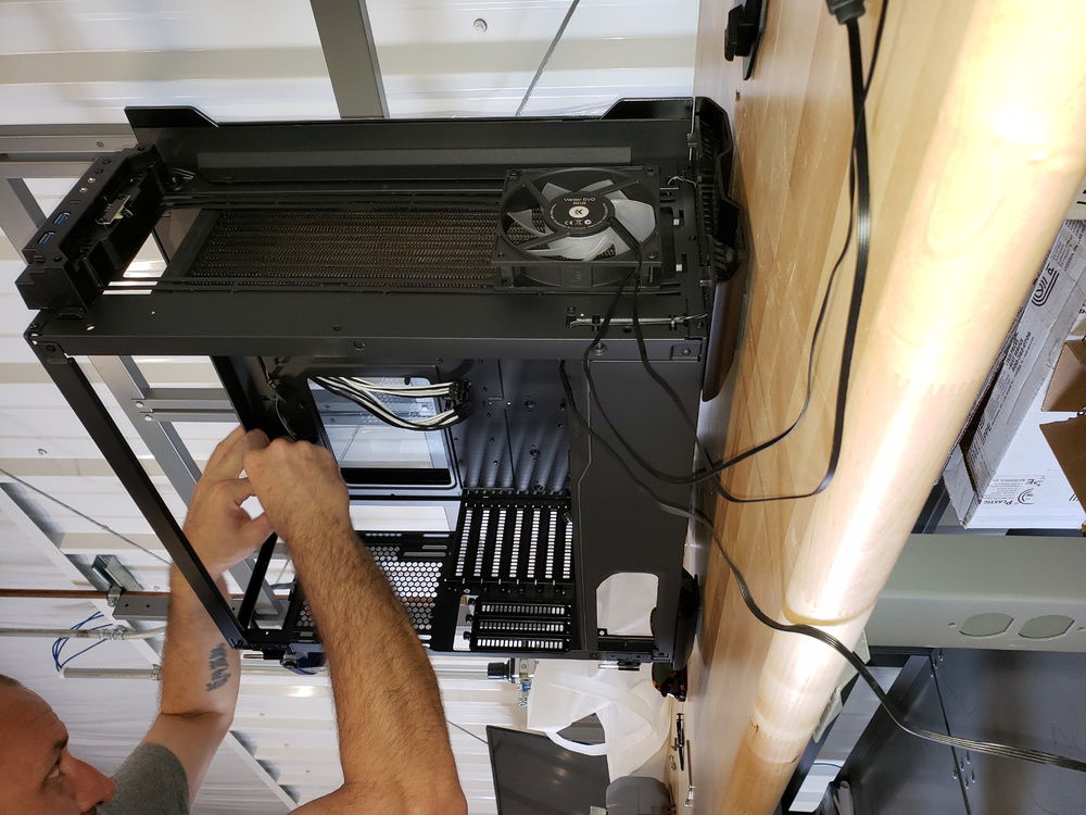 There's a couple of screw taps we can use here. Hopefully they're 6/32's?