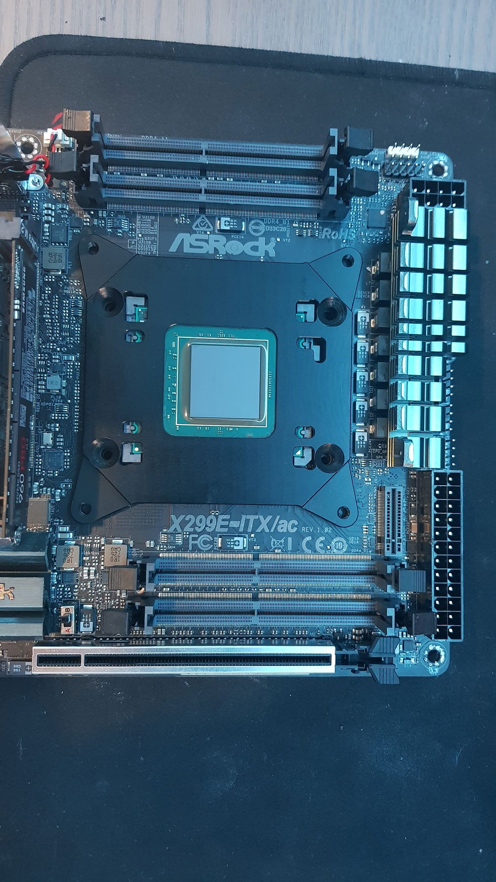 Direct-Die cooling bracket installed