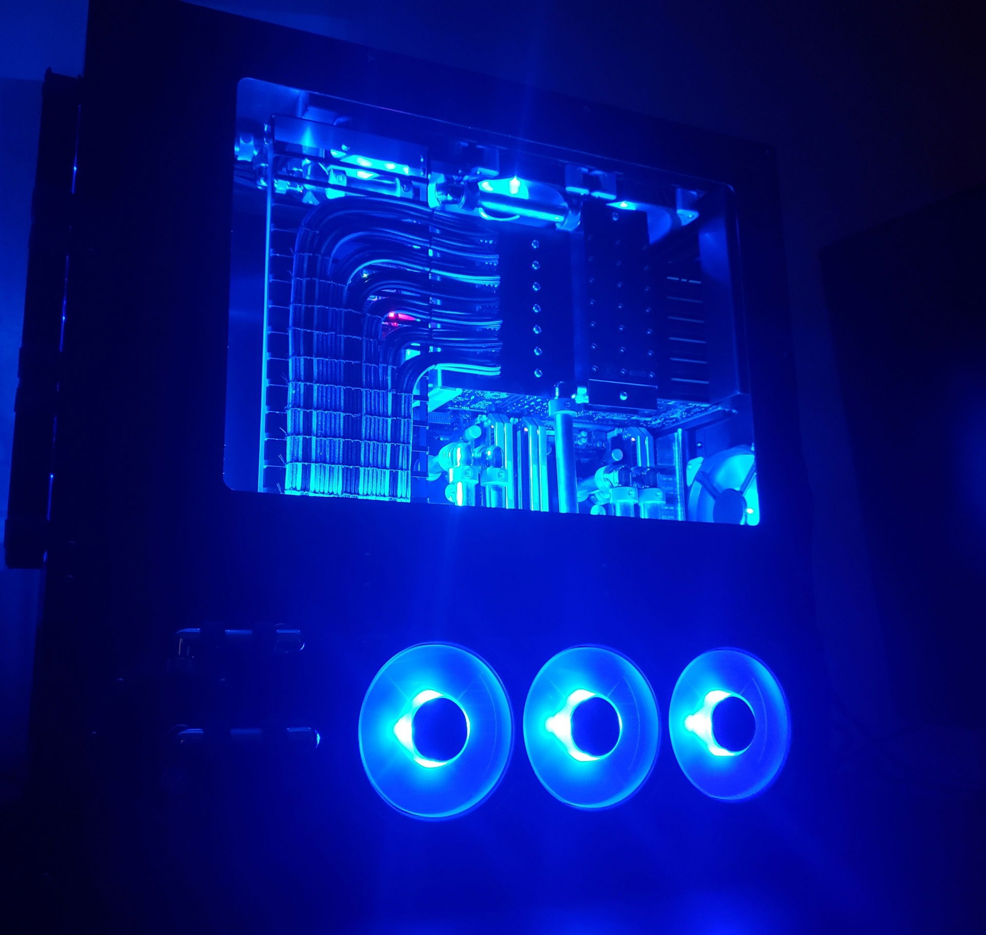 7 Player VM Gaming Monster » builds.gg