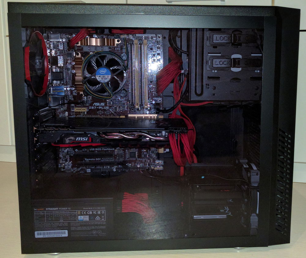 Smoke acrylic glass (Plexiglas®) - Light is off