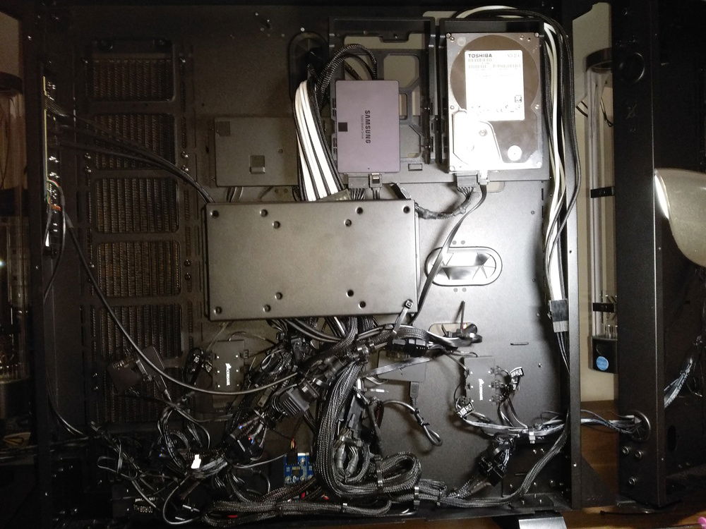 Tried my best with the cable management but it was just too much haha