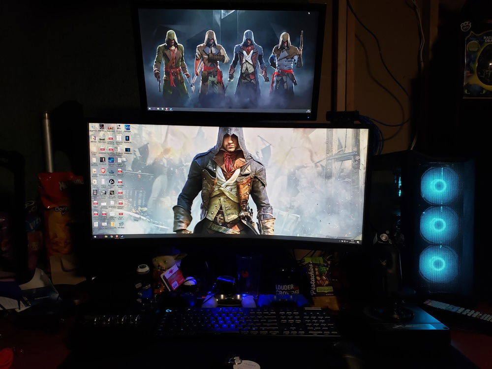 Current full setup in my disaster of an unfinished office