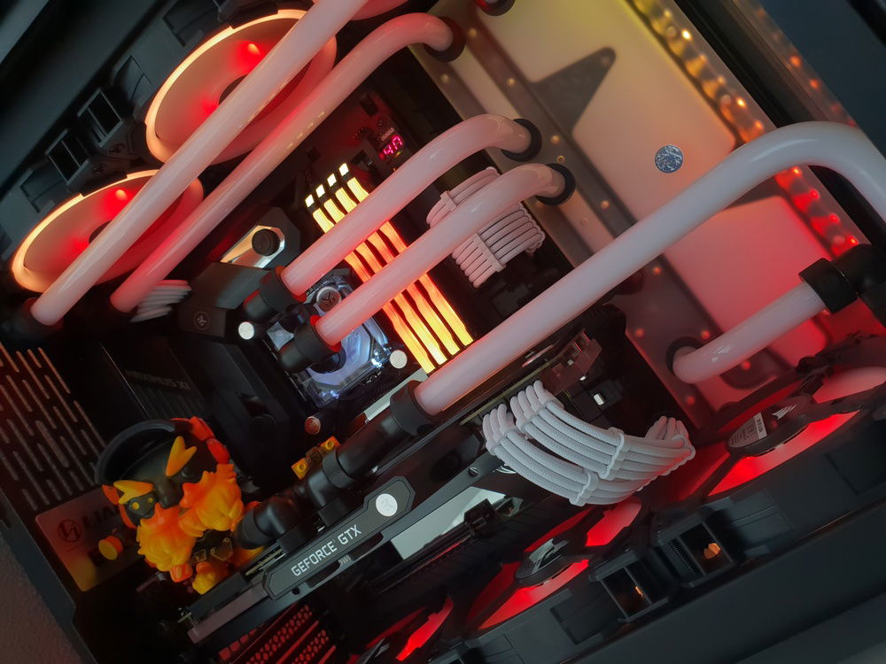 My "Moltencore" Overwatch themed setup v1.1