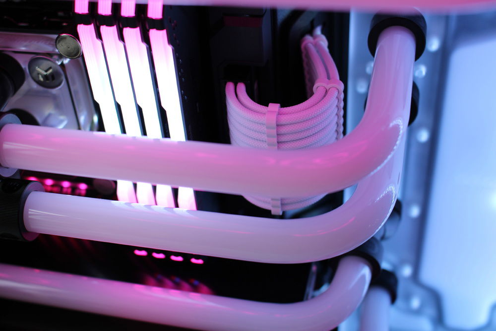 Close up of the gorgeous looking white Cablemod Pro cable extension kit .