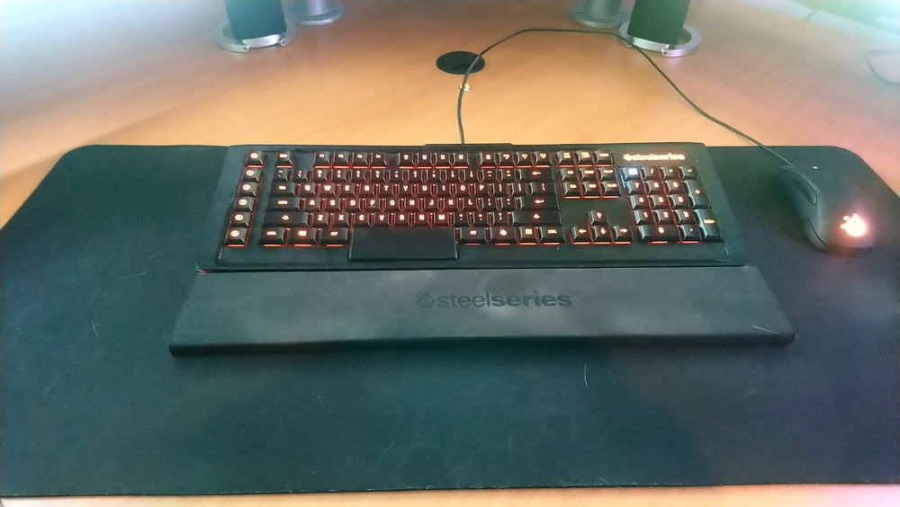 Keyboard + Mouse + pad