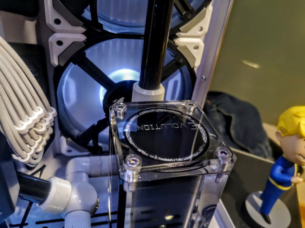 DDC Pump with EVO top