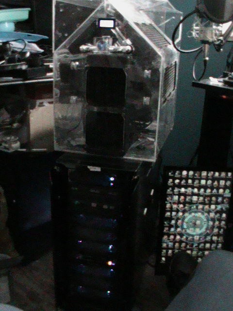 The entire system from the front.