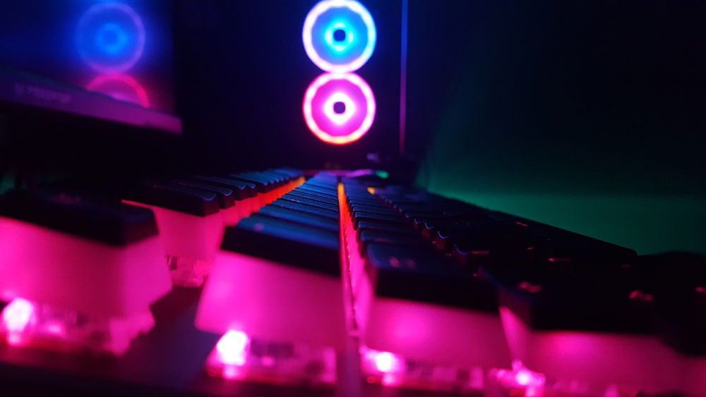 Another keyboard pic.