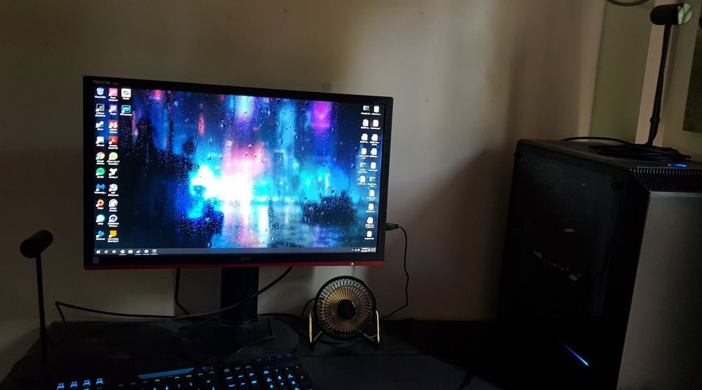 The desk setup