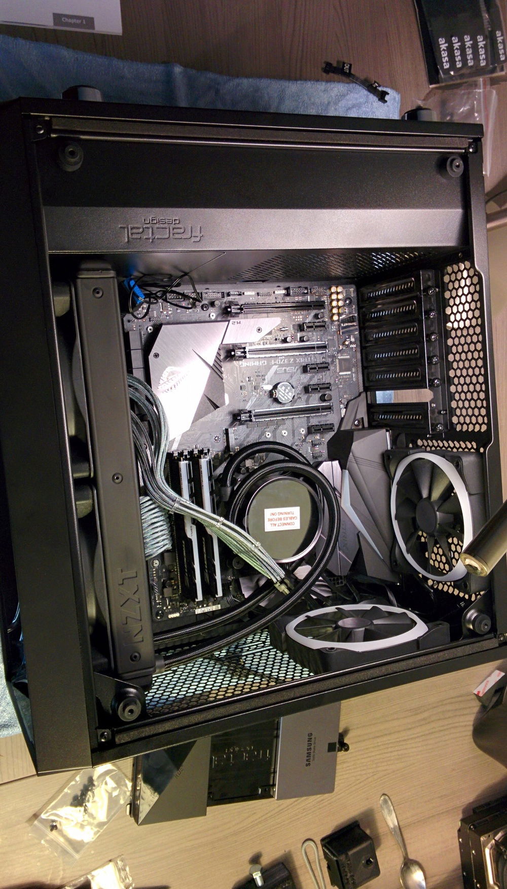 A little tight to work in, but you can manage