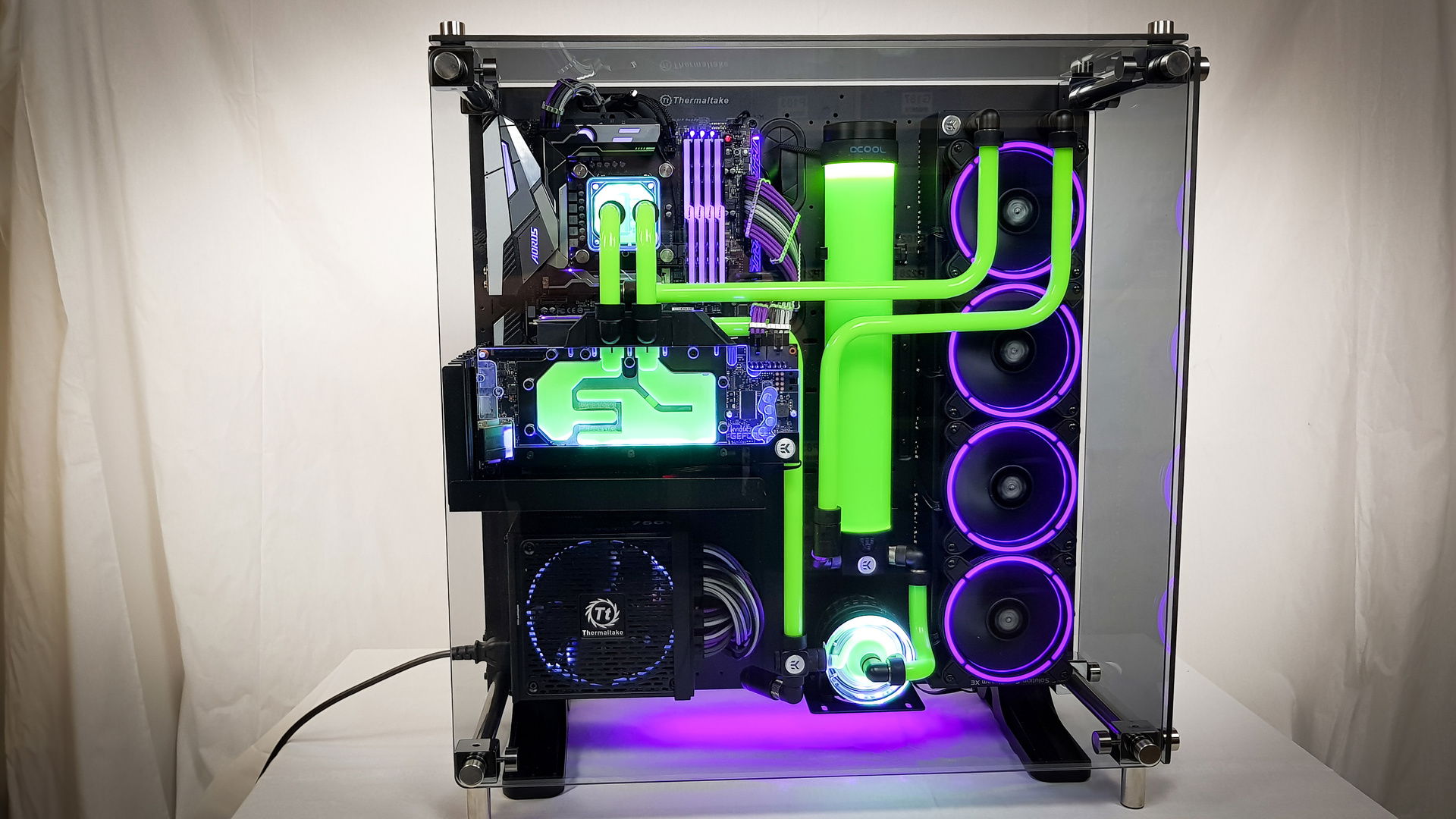 thermaltake core p5