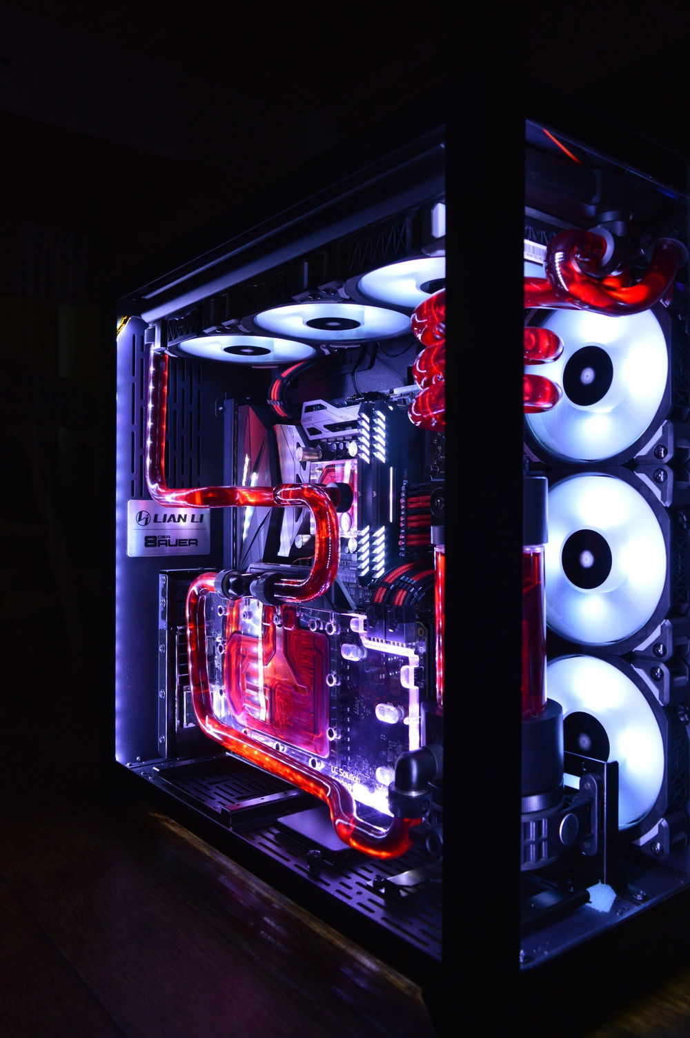 Lian Li 011D Custom water cooled » builds.gg