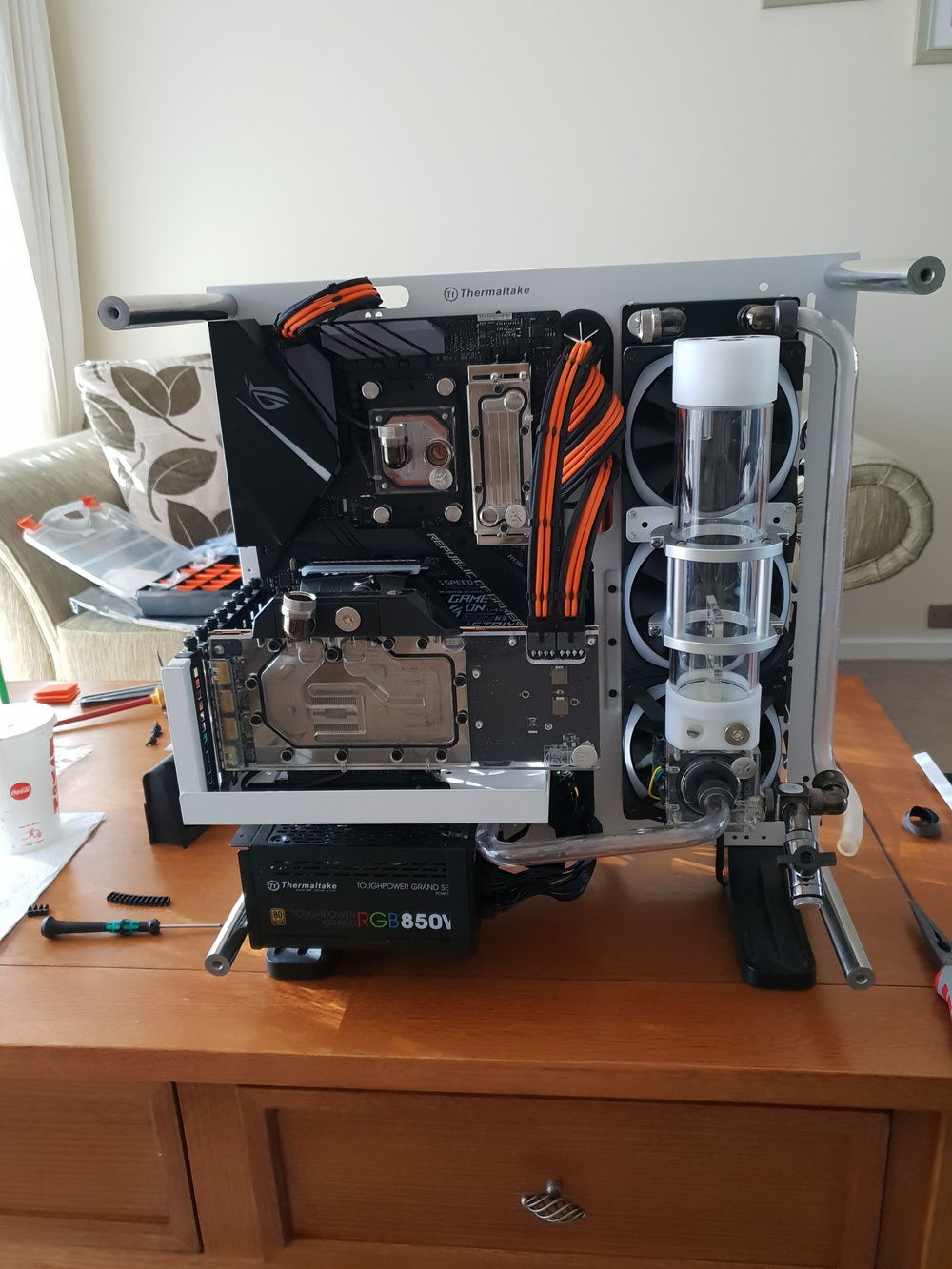 Reservoir and GPU installed onto the build. Mounted the reservoir to the radiator using a bracket from singularity computers. Due to the added thickness from the bracket I had to track down some longer nuts to thread both onto the radiator.