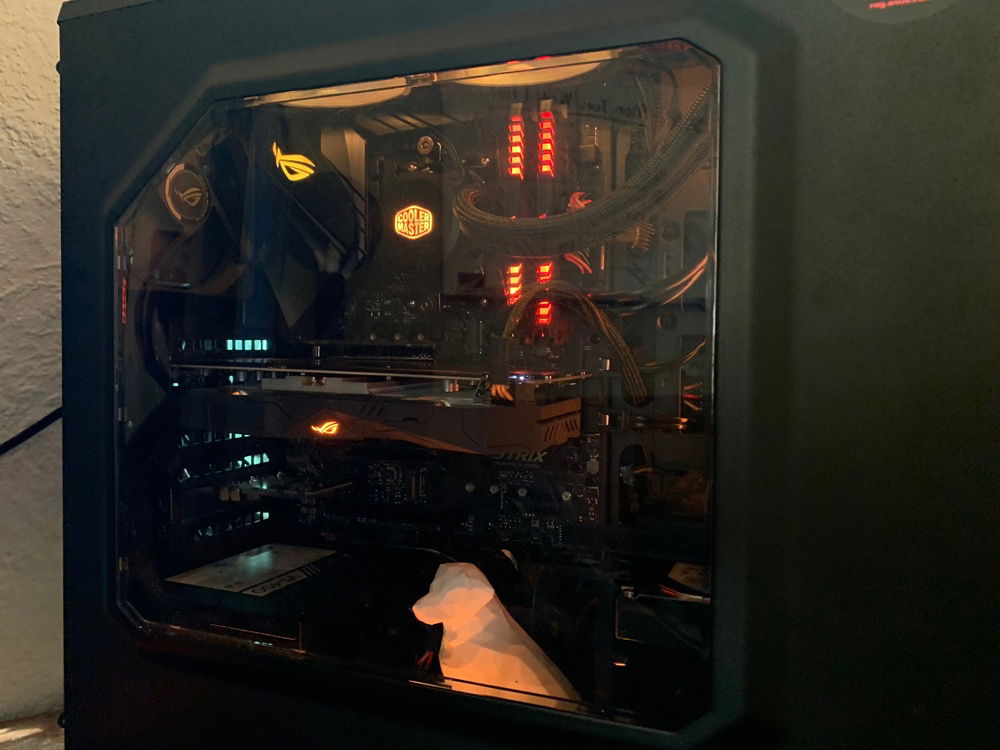 inside of pc (side panel in place)