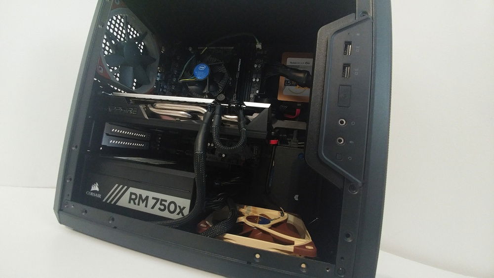 PCI-E power cable is sooo long