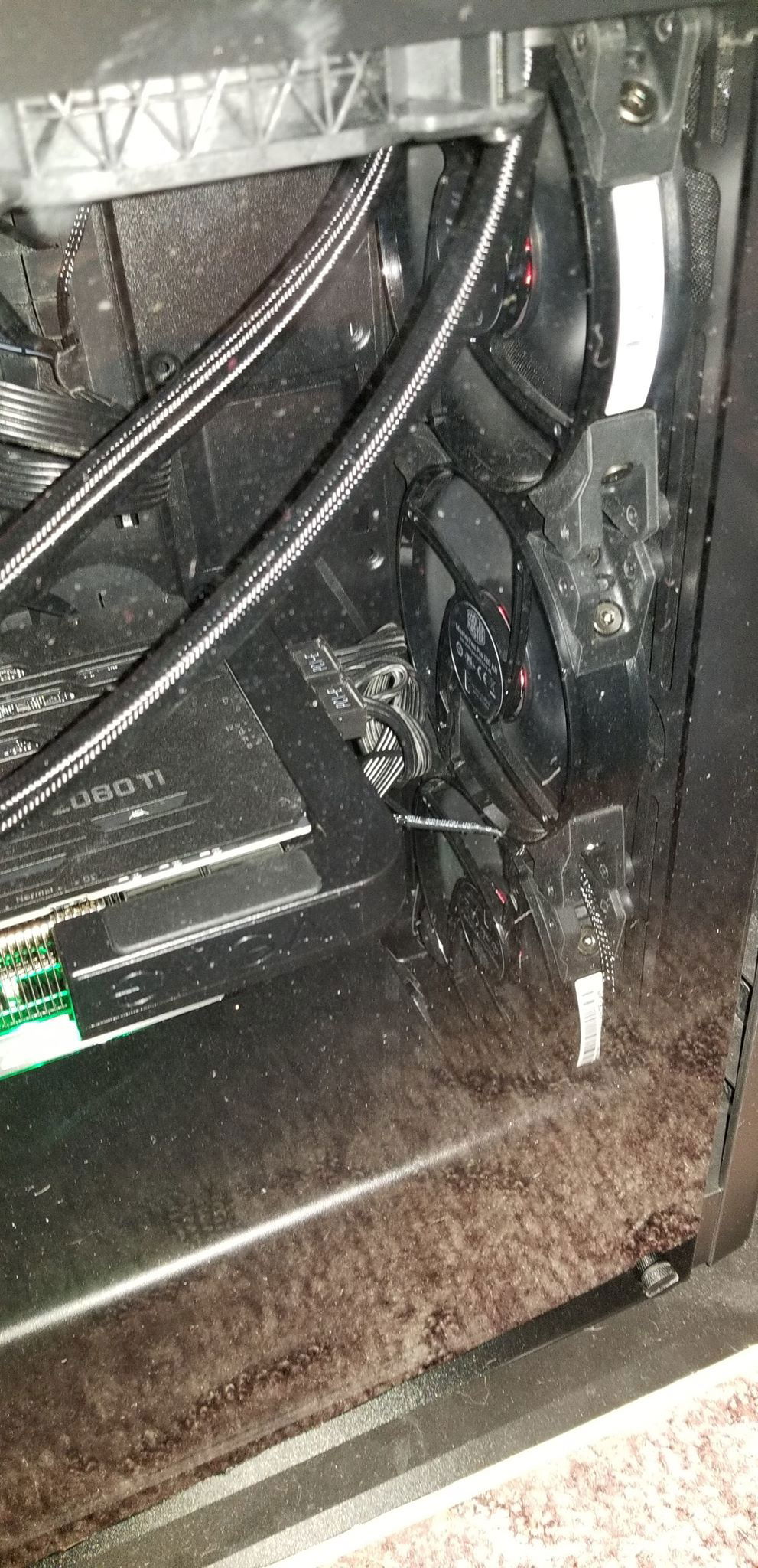 These are Masterfan pro 120MM fans from Corsair, the site didn't have them to pick for case fans.