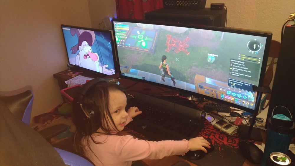 My daughter decided she wanted to jump on and play some Fortnite (save the world edition)