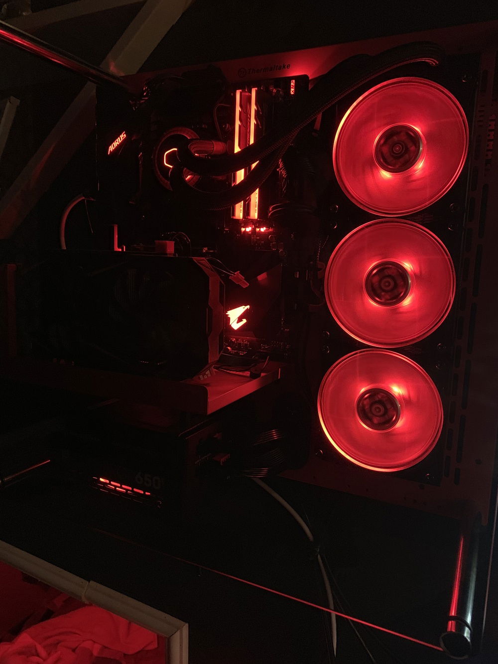 The red shine at night!!