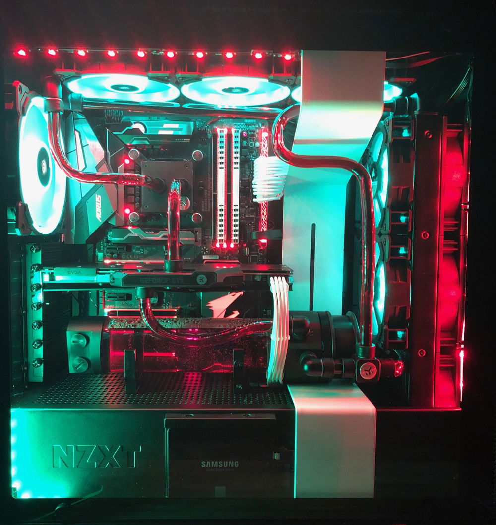 This was the Christmas theme. Red White and Green