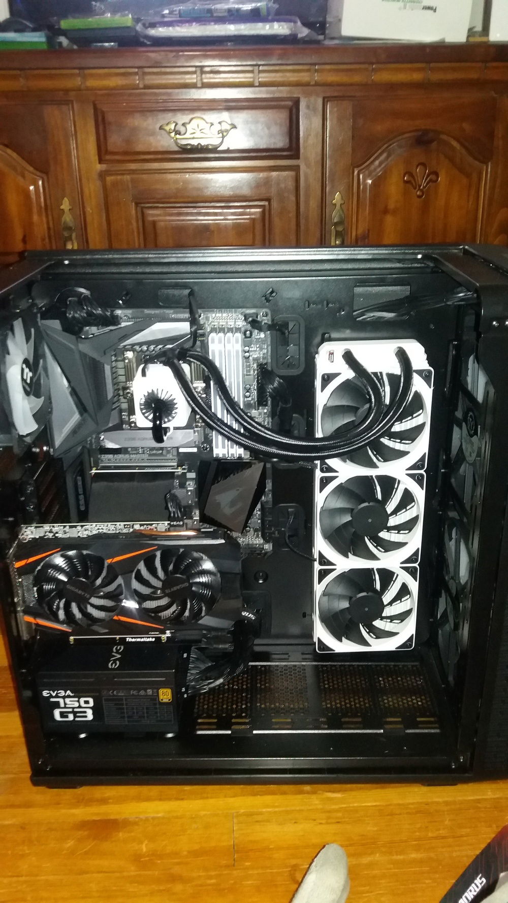All brand new, never powered up.
