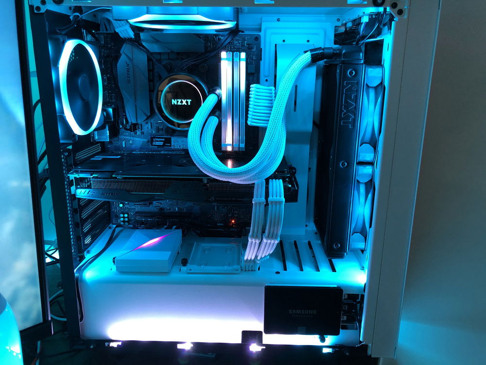 Side view of PC with side glass removed