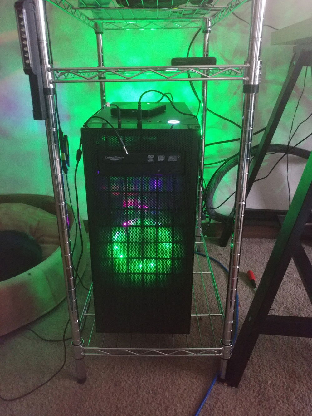 Please ignore the bad cable management ????