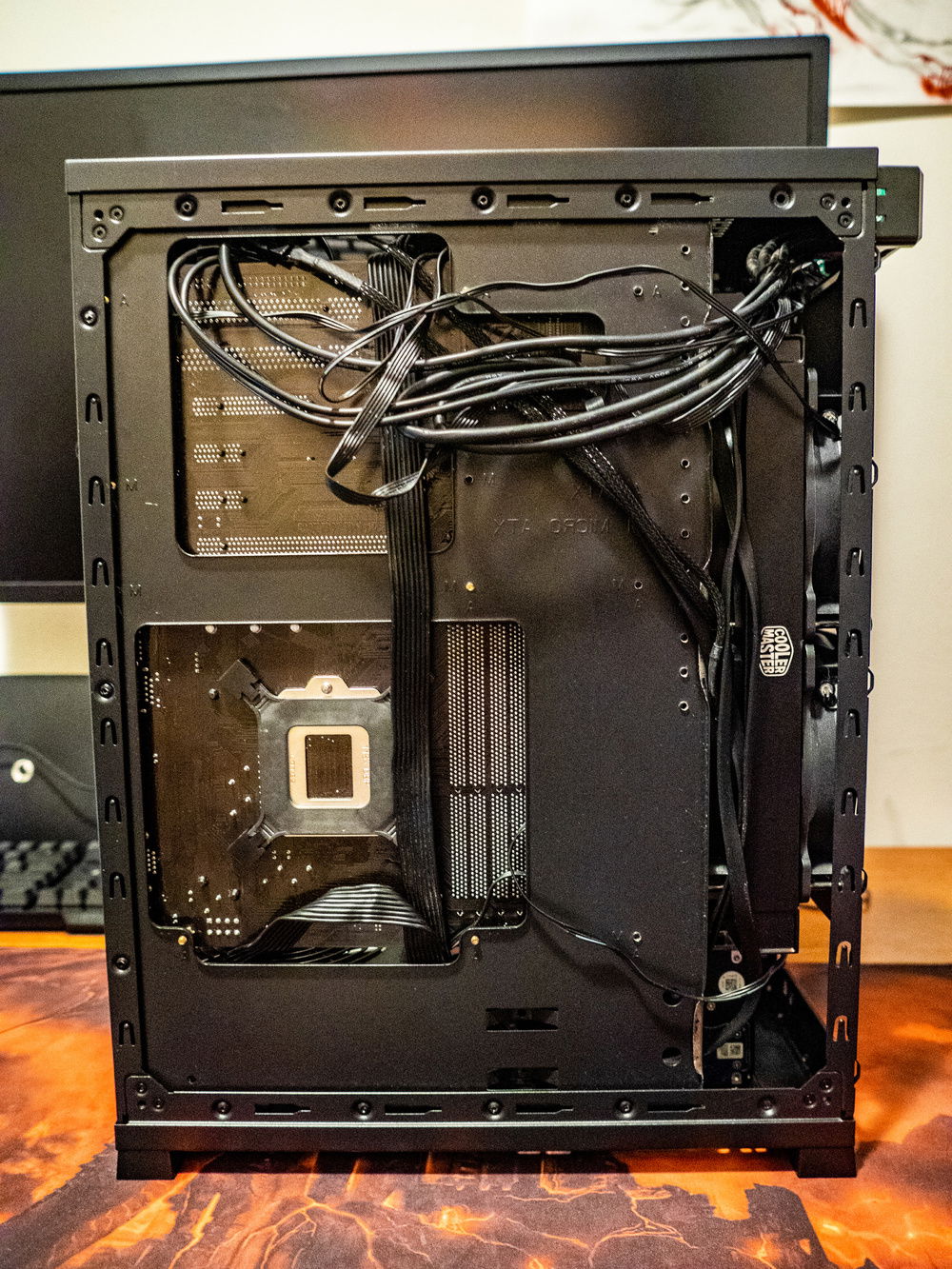 Tried my best to manage the cables as neat as possible