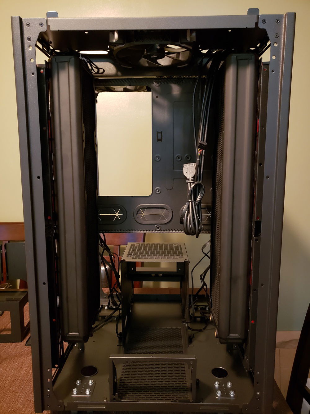 Quad radiators fitted, plenty of room to spare!