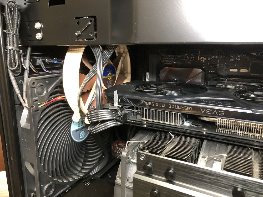The cpu cooling in this case is excellent, the gpu area on the other hand....