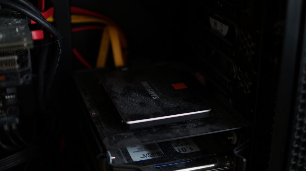 How dusty that SSD was! wow