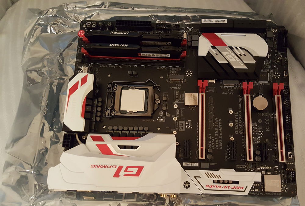 CPU and RAM installed