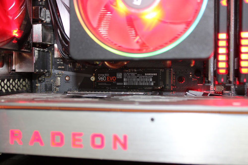 Linux BOOT drive. Windows Boots from the Kingston SATA SSD. The HDD is the middle ground.