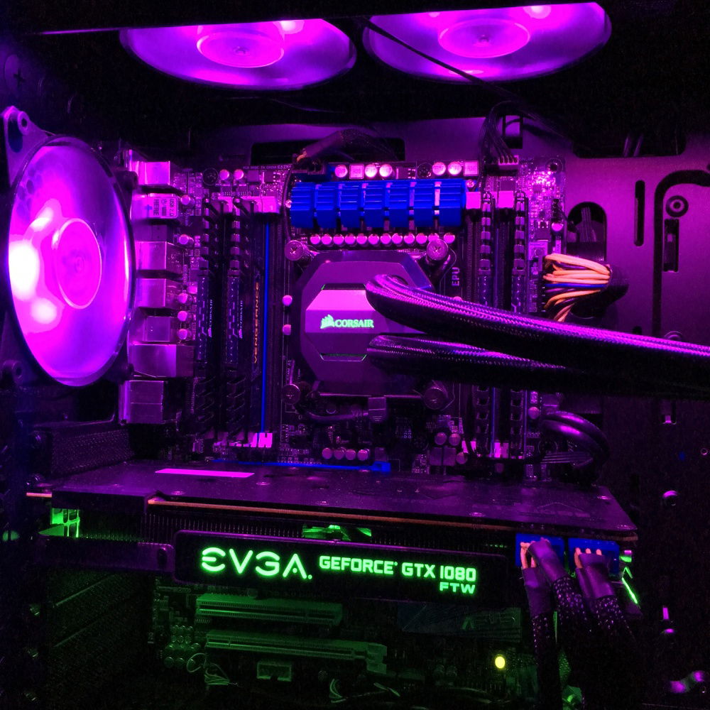 No side panel, case lights turned on