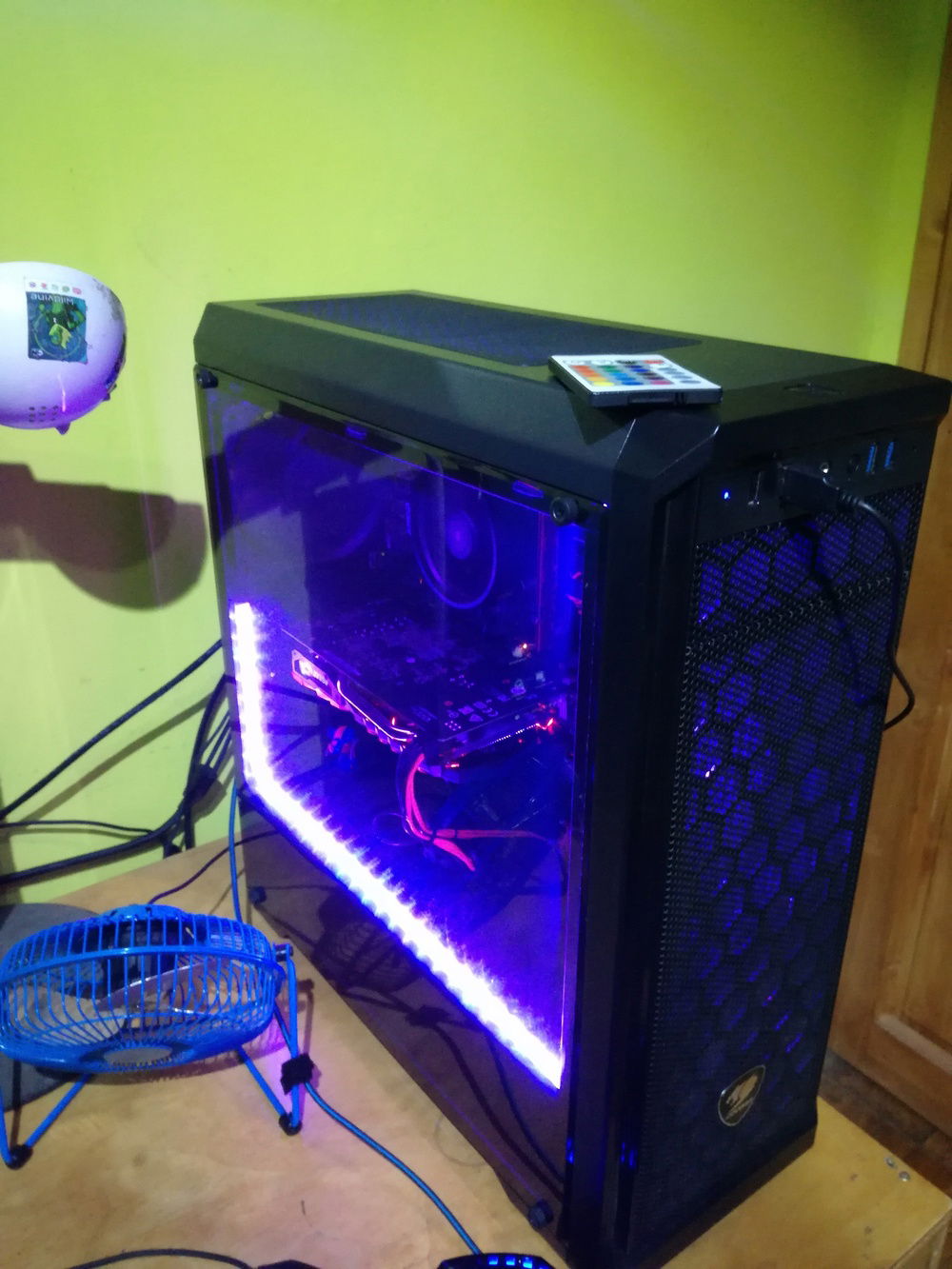 Pc with rgb.