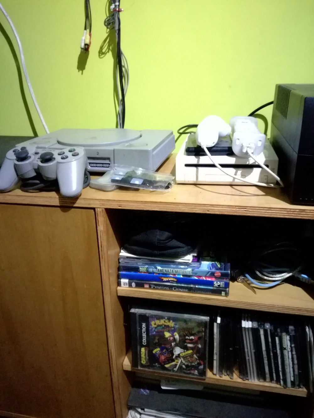 PsX and Nintendo wii.