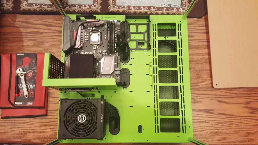 CPU, M.2 SSD, Ram, Mounts and PCI Riser cable