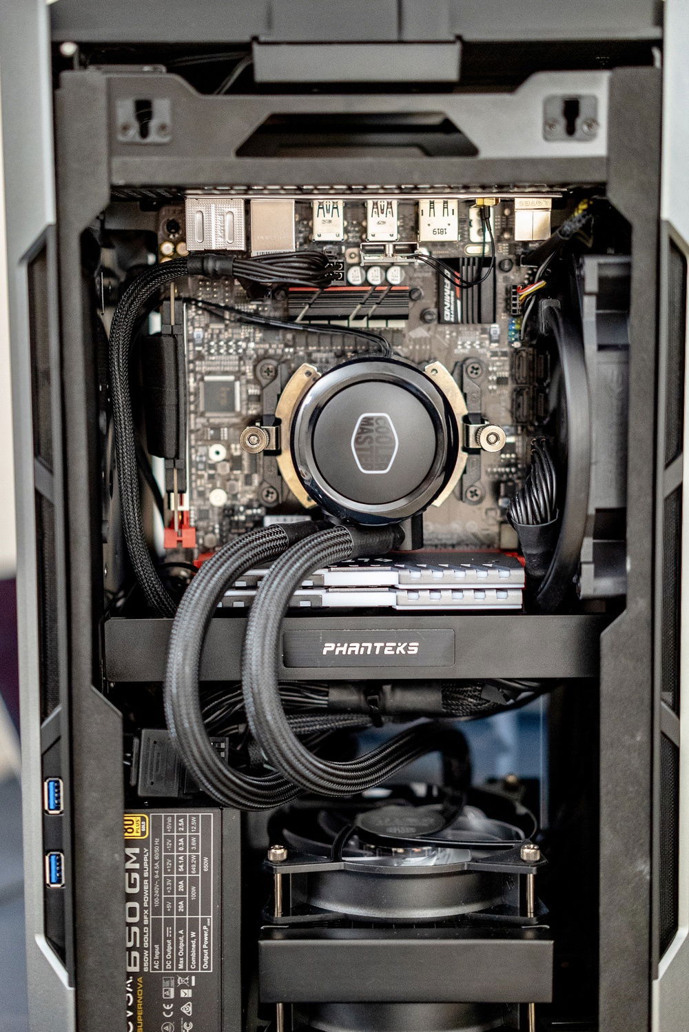 Breaks my heart not to build a custome one but cooler master looks dope.