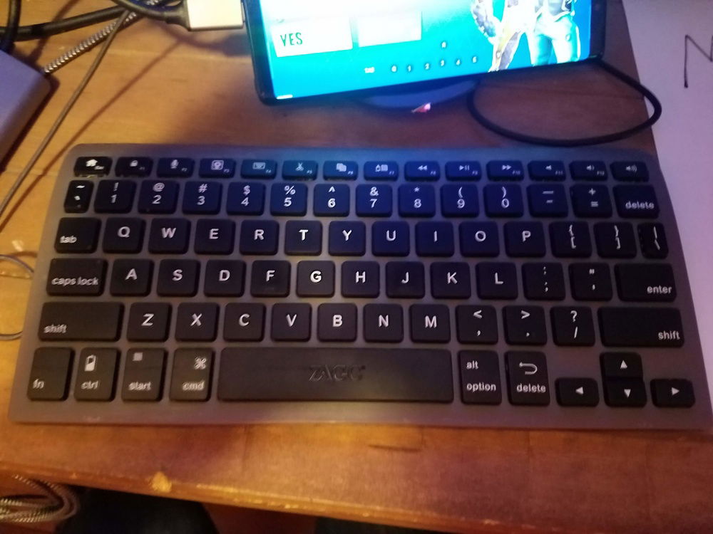 ZAGG keyboard
Samsung Convertible Wireless Charger
Note 9