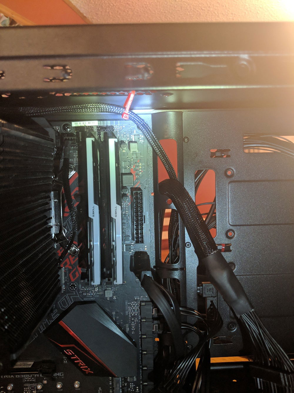 The spec 04 carbide case has pretty tight runs for cabel management but you can make due