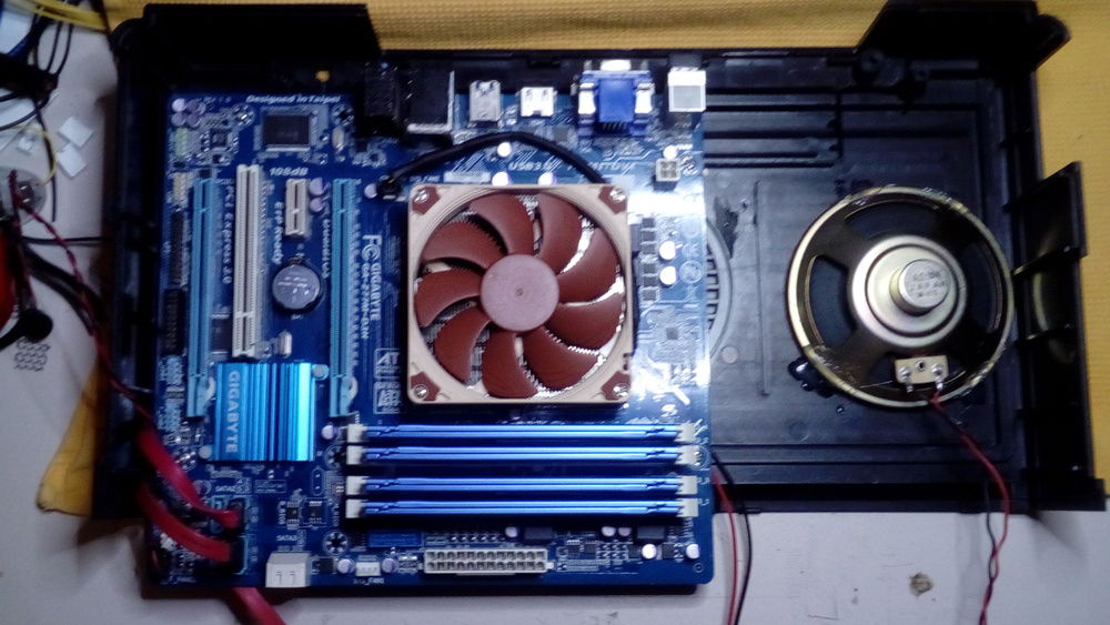 Top unit - Mainboard and speaker