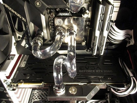 Watercooling front pigtail closeup