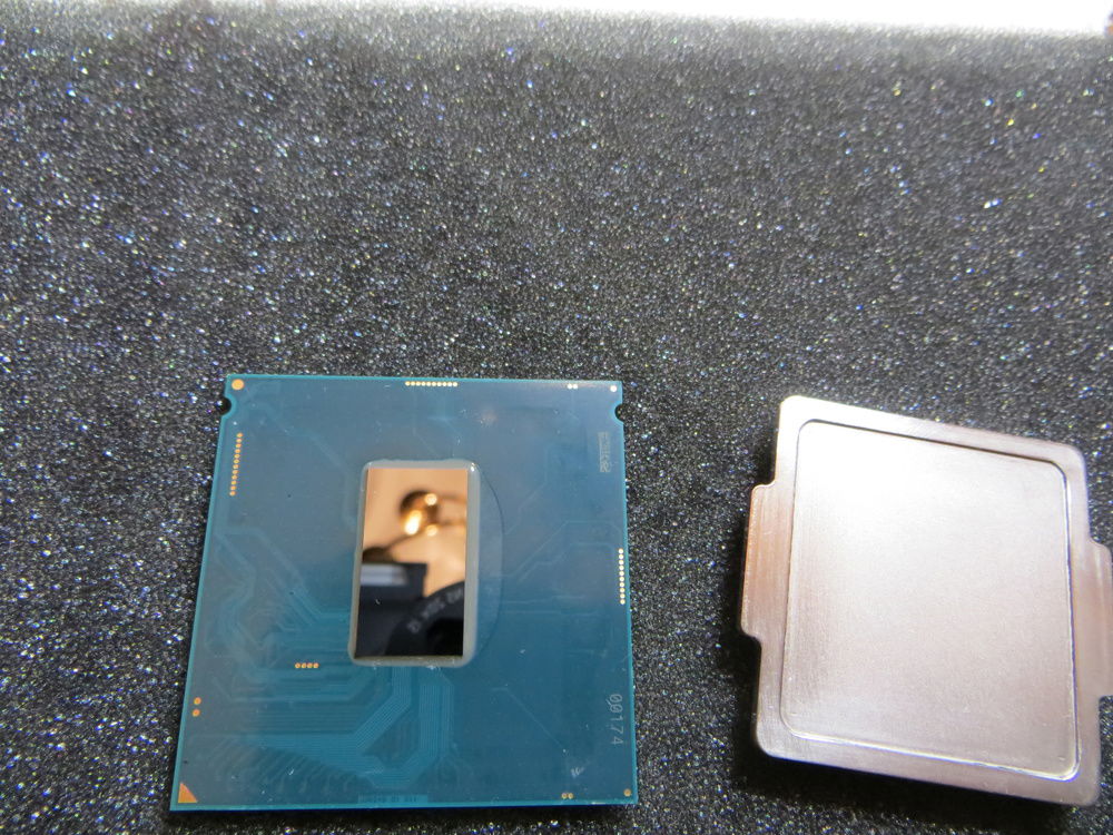 Delided cpu, thermal grizzly conductonaut has applied.